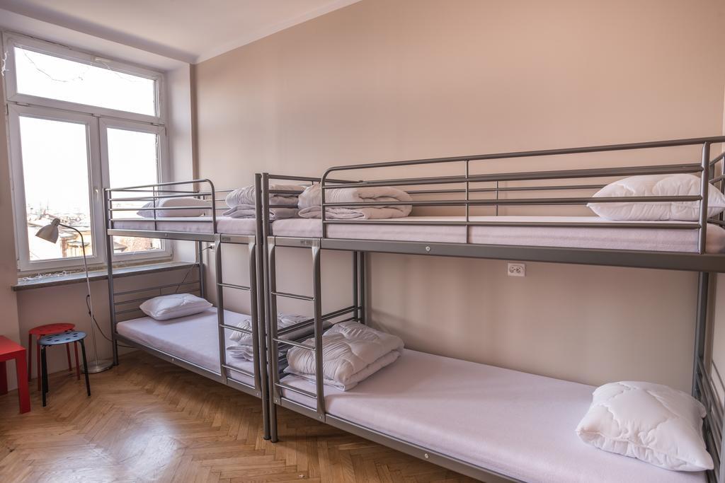 Hostel Bubble *