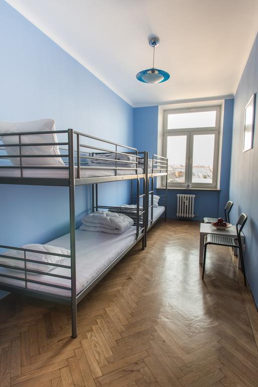 Hostel Bubble *